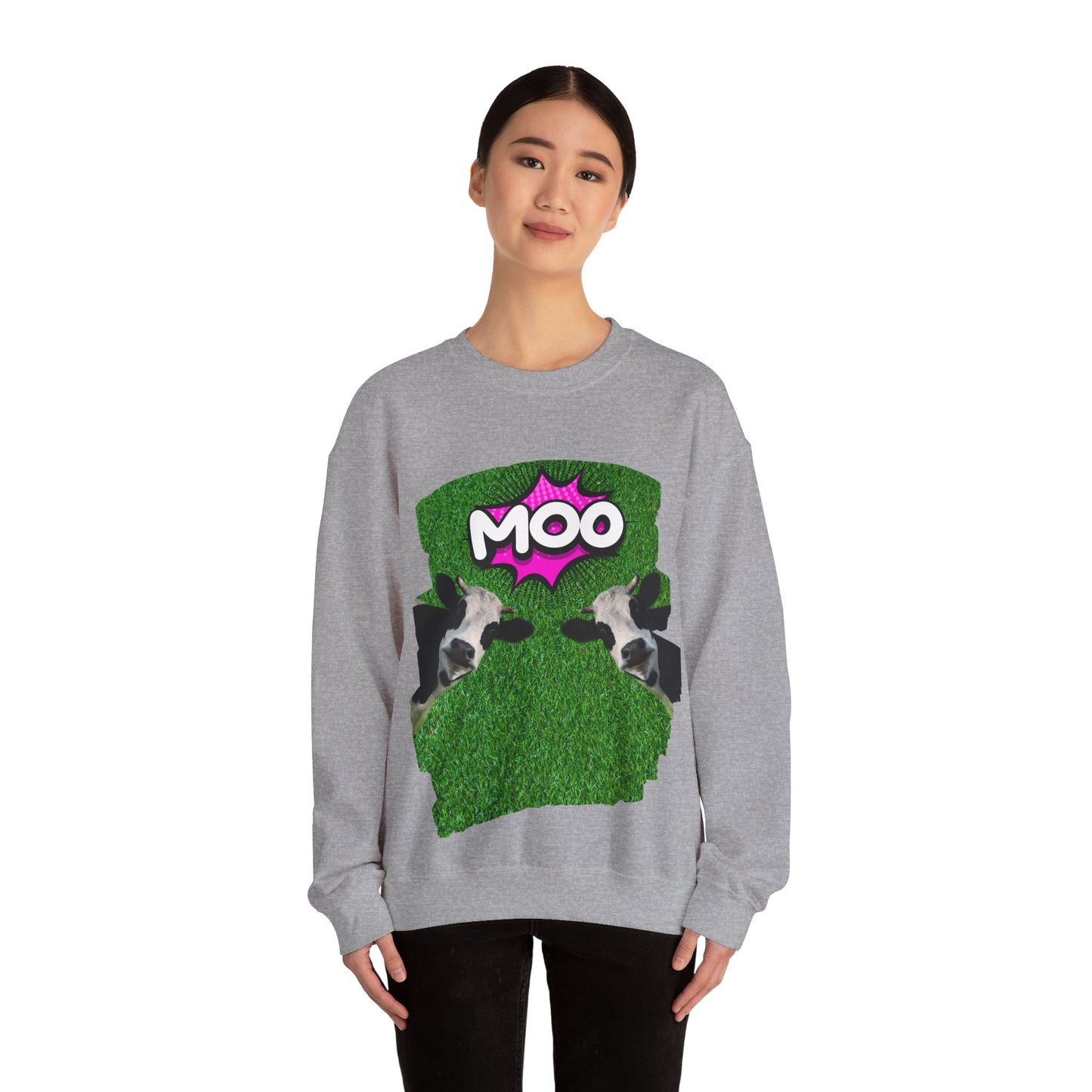 ✔️ AU/NZ Funny Cow Moo Sweatshirt - Unisex Heavy Blend Crewneck MOO