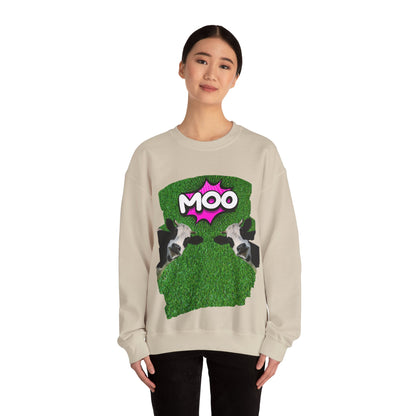 ✔️ AU/NZ Funny Cow Moo Sweatshirt - Unisex Heavy Blend Crewneck MOO