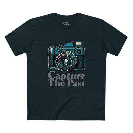 ✅ AU/NZ Vintage Camera Tee - Capture the Past & Future, Photography Lovers Gift, Retro T-Shirt, Camera Enthusiast Apparel, Unique Graphic Tee