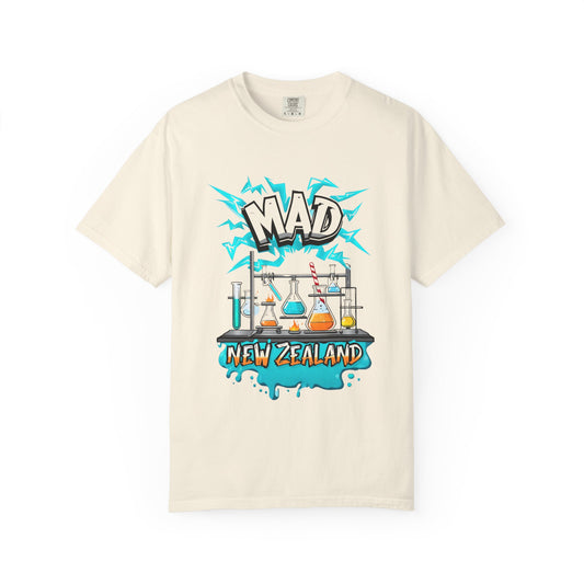 ✅ AU/NZ Mad New Zealand  Graphic T-Shirt, Chemistry Lovers Gift, Unisex Tee, Fun Science Apparel, Quirky Casual Wear, Birthday or Holiday Present