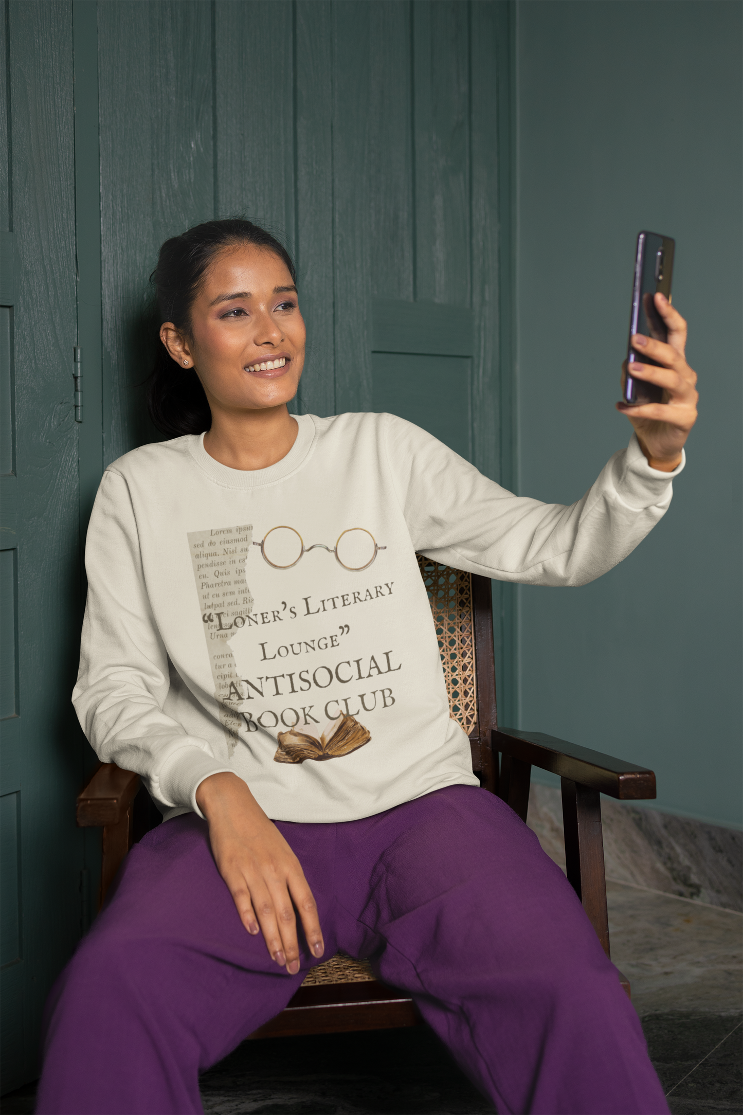 ✅ AU/NZ Literary Lounge Sweatshirt - Antisocial Book Club Style