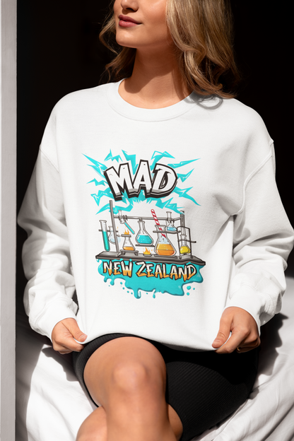 ✅ AU/NZ Unisex Heavy Blend™ Crewneck Sweatshirt MAD New Zealand/Toxic
